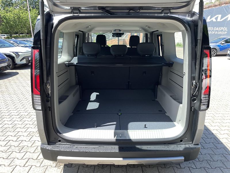 Kia PV5 (2026) 5P 4x2 ELITE 120 KW + 71,2 KW - fotka 25 z 28