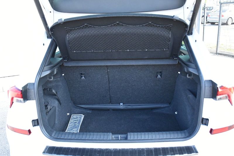 Škoda Kamiq (2023) MONTE CARLO TSI 110/1.5 M6 - fotka 15 z 31