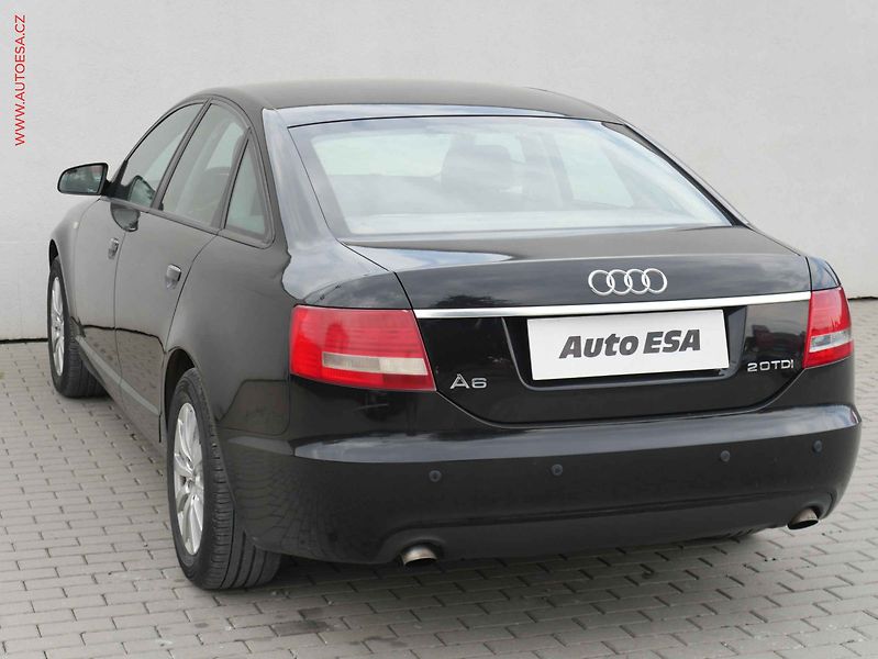 Audi A6 (2006) 2.0TDI, ČR, servis.kniha - fotka 6 z 18