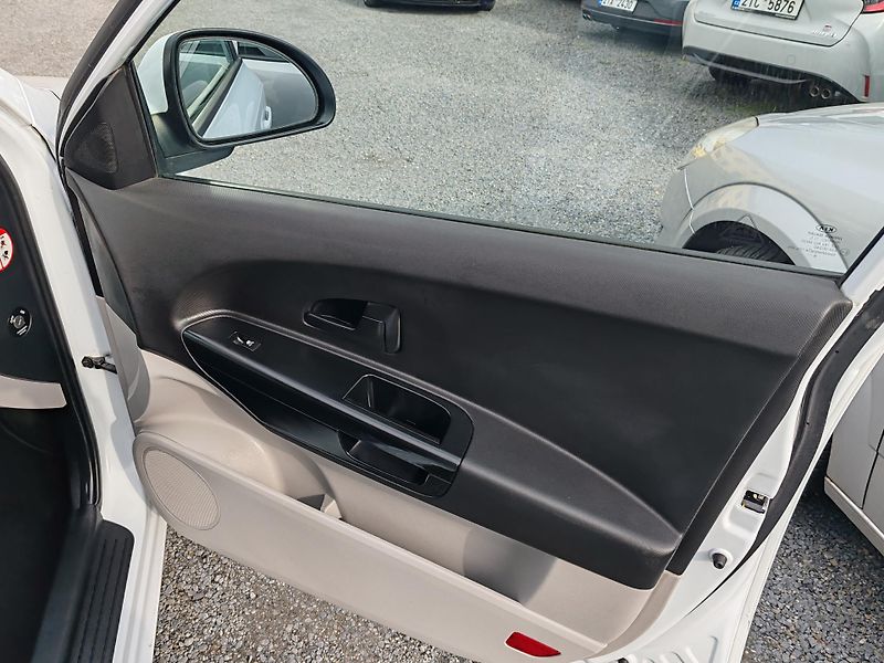 Kia Ceed 1.4 - fotka 20 z 26