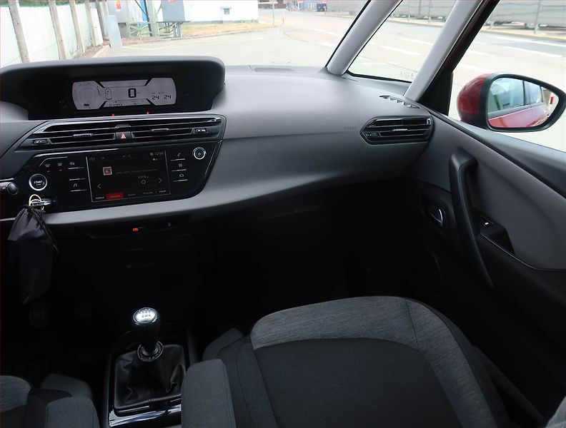 Citroën C4 Picasso (2017) 1.2 PureTech, Serv.kniha - fotka 8 z 15