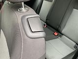 Volkswagen Golf (2015) 1.6 TDi, Trendline, navi - náhled 14