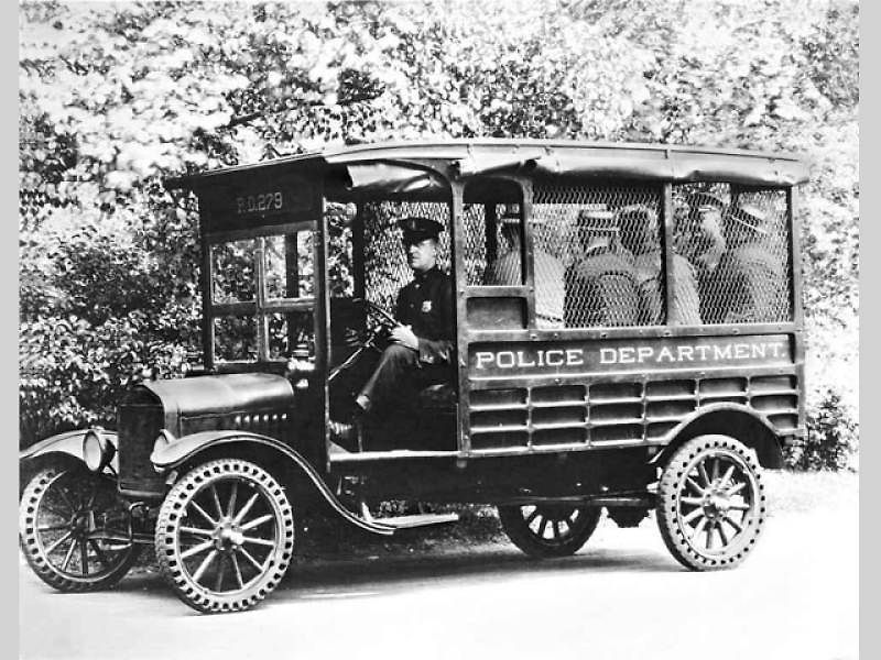 Automobilka Ford slaví 110. výročí.