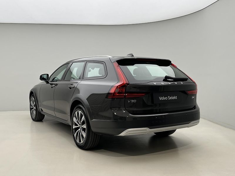 Volvo V90 CC B4 AWD BRIGHT PLUS AUT CZ - fotka 11 z 45