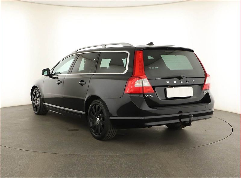 Volvo V70 (2012) 1.6 DRIVe, Navi, Xenony - fotka 4 z 17