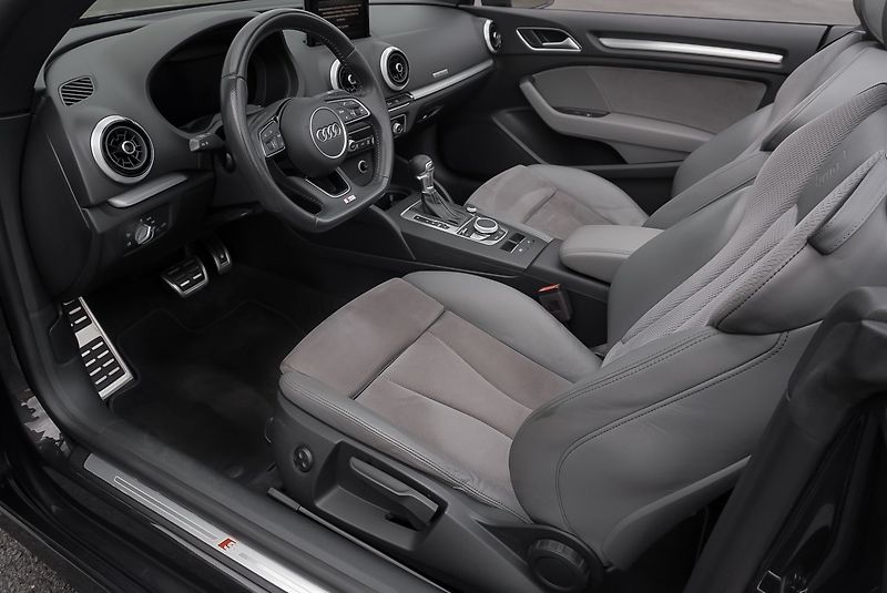 Audi A3 2.0 TFSI 140kW S-LINE QUATTRO - fotka 16 z 37
