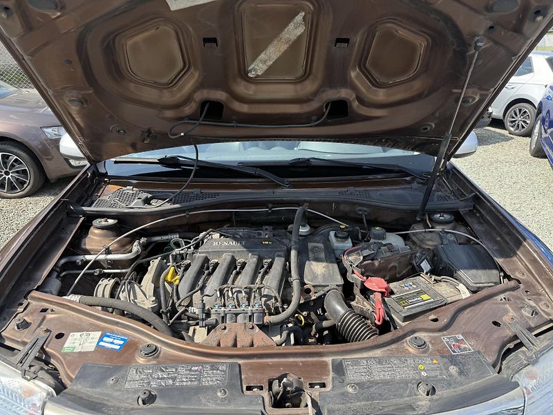 Dacia Duster 1.6 LPG - fotka 13 z 13