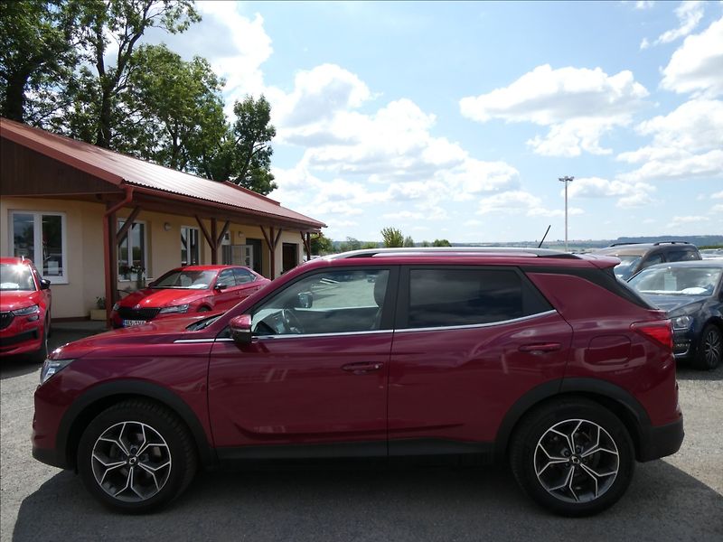 SsangYong Korando 1,5 T-GDI 120kW Automat,Style - fotka 5 z 39