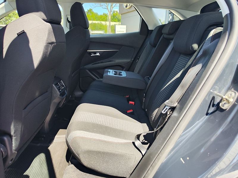 Peugeot 3008 1.6 HDI/88kW Active - fotka 11 z 32