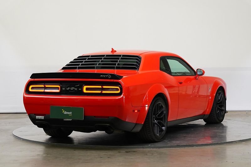 Dodge Challenger - fotka 2 z 24