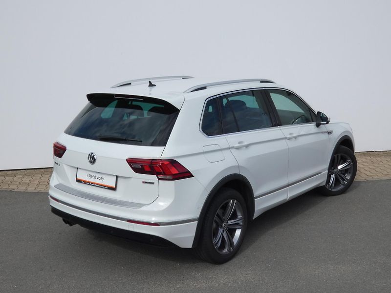 Volkswagen Tiguan (2018) R-Line 2.0 TSI 132KW 4MOTION - fotka 10 z 30