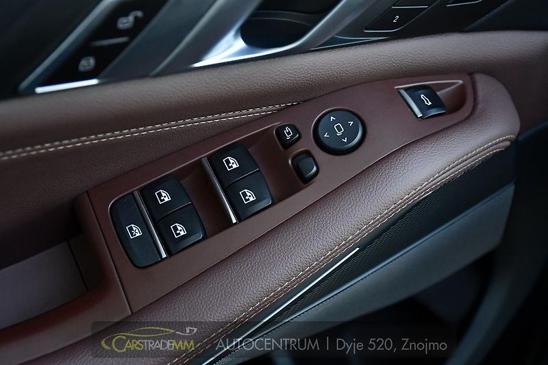 BMW X5 M50D LASER H/K HEAD-UP  - fotka 27 z 67