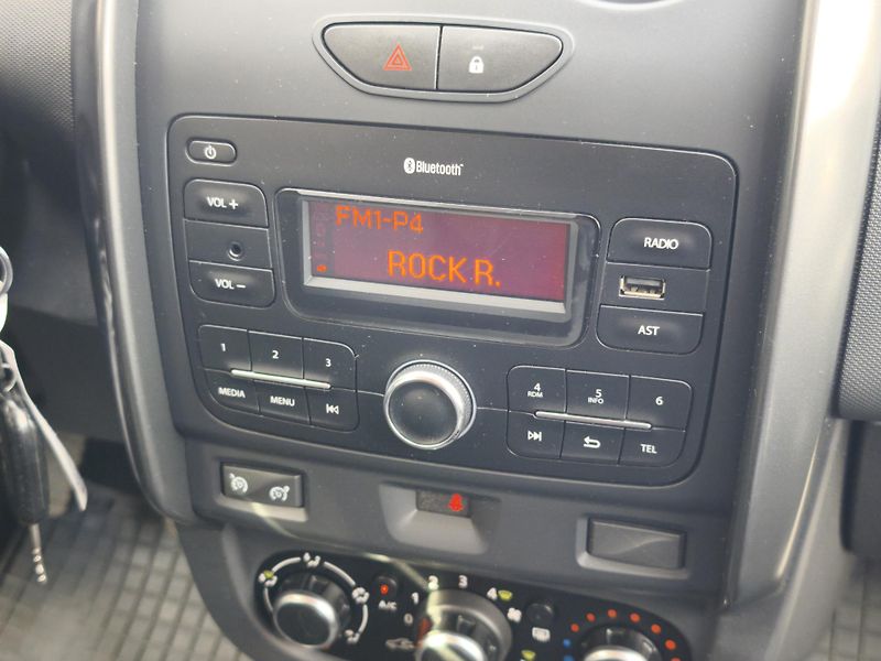 Dacia Duster 2018 1.6 SCe 84kW 4x2 - fotka 12 z 31