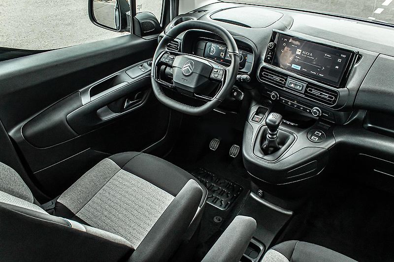 Citroën Berlingo (2026) 1,5 PLUS Diesel 100k Manual - fotka 7 z 13