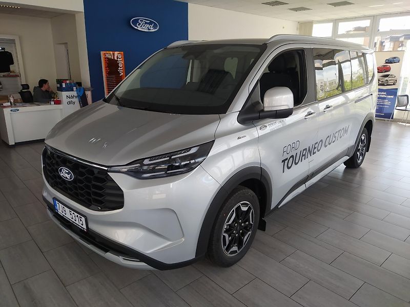 Ford Tourneo Custom (2026) 2,5 Duratec PHEV 171kW L2 Tita - fotografie inzerátu