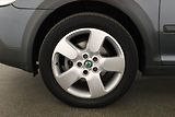 Škoda Octavia (2011) Scout 2.0 TDI, 4X4, Automat - náhled 18