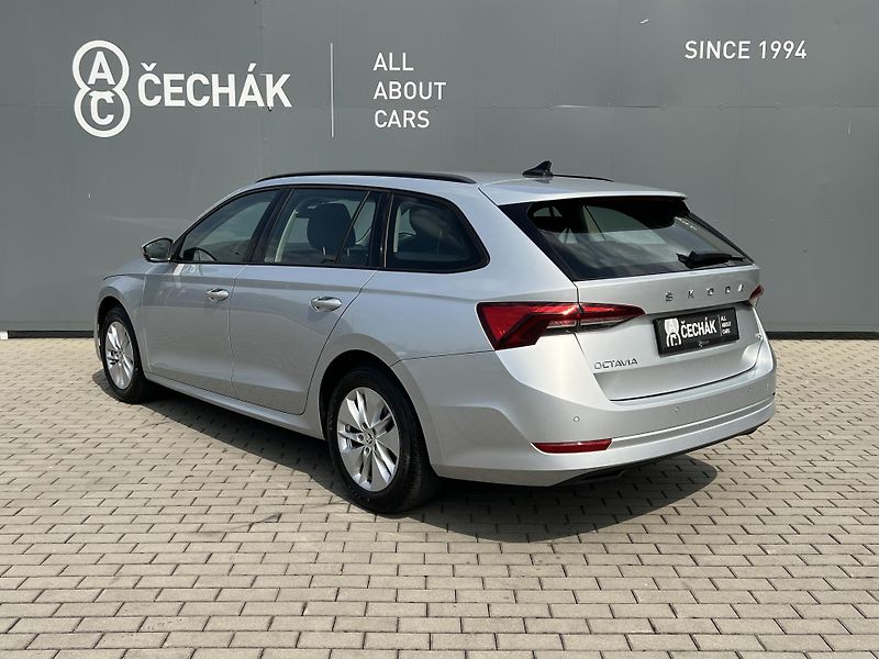 Škoda Octavia (2022) 2,0TDi 110kW AMBITION 4x4 DSG - fotka 7 z 36