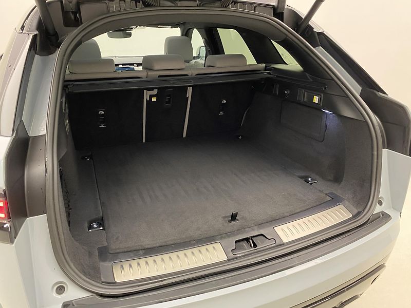 Land Rover Range Rover Velar D300 DYNAMIC SE AWD AUT CZ - fotka 6 z 50