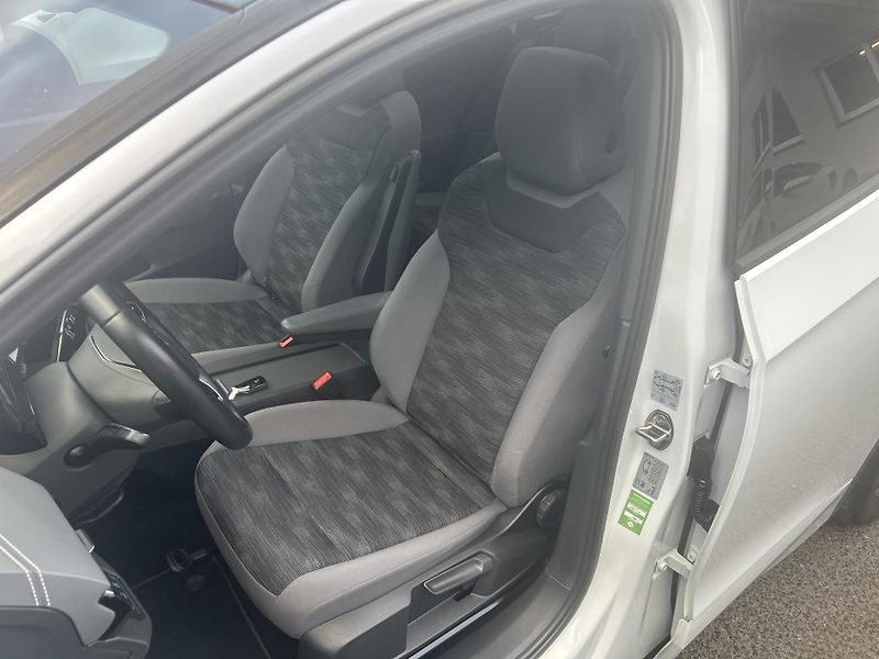 Volkswagen ID.5 150kw, PERFORMACE TZ SOH 94,0% - fotka 44 z 52