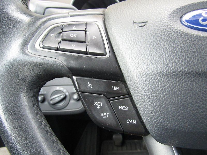 Ford Grand C-MAX (2016) 1.5 TDCi 88kW - fotka 29 z 37