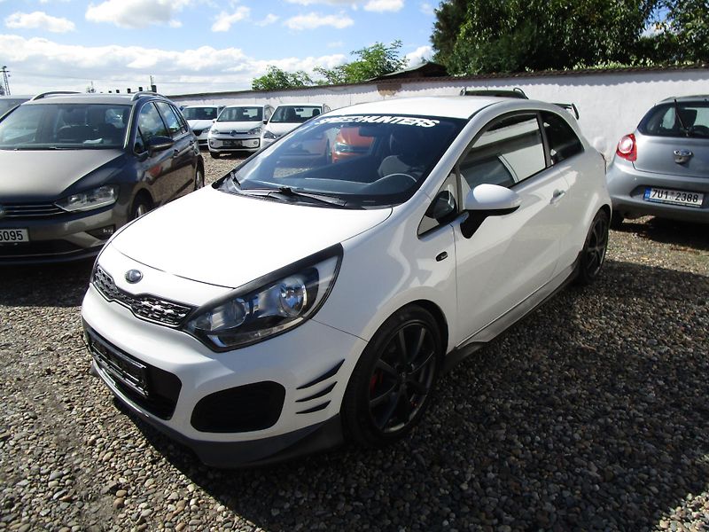 Kia Rio 1,4-80KW - NOVÁ STK - fotka 3 z 20