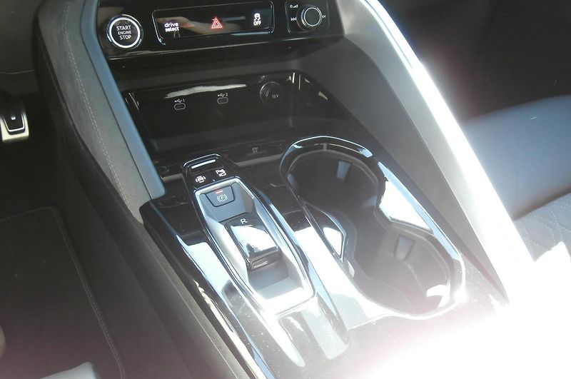Audi Q5 (2025) Q5 TDI 150kW quattro STR - fotka 28 z 34