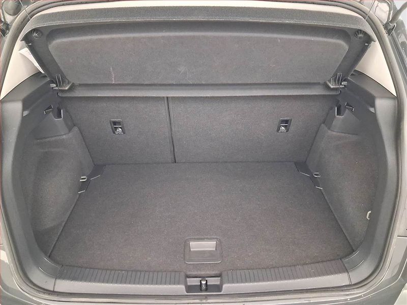 Volkswagen T-Cross (2021) Life 1.0 TSI, ČR,1.maj - fotka 14 z 19
