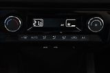 Škoda Fabia 1.0 TSi 6st 81 kW STYLE,DKLIMA - náhled 37