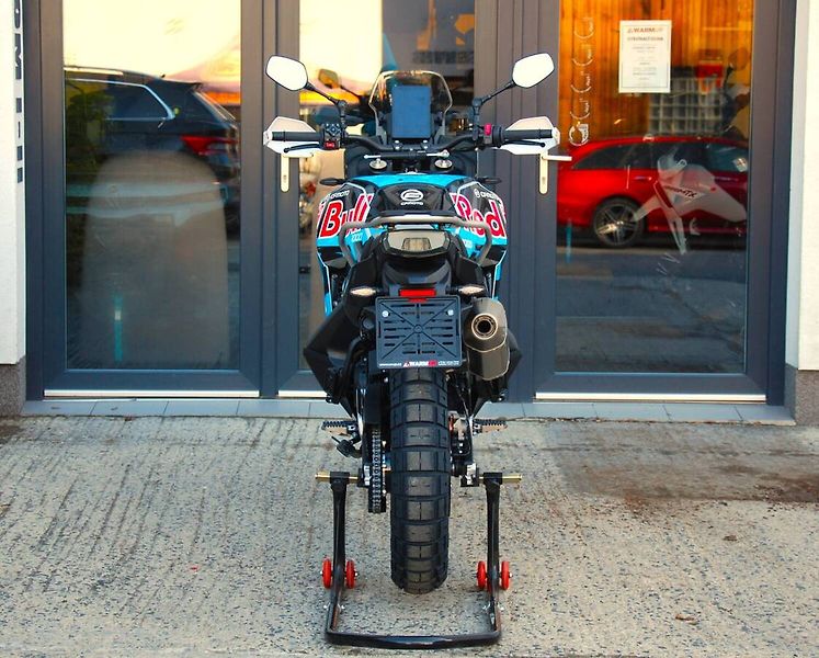 CFMOTO 800 MT (2026) 800MT-X REDBULL EDICE - fotka 8 z 14