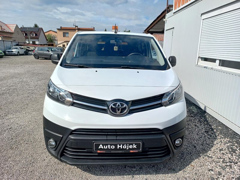 Toyota ProAce (2023) 2.0D-4D 106kW L2 9-míst ČR DPH - fotka 3 z 19