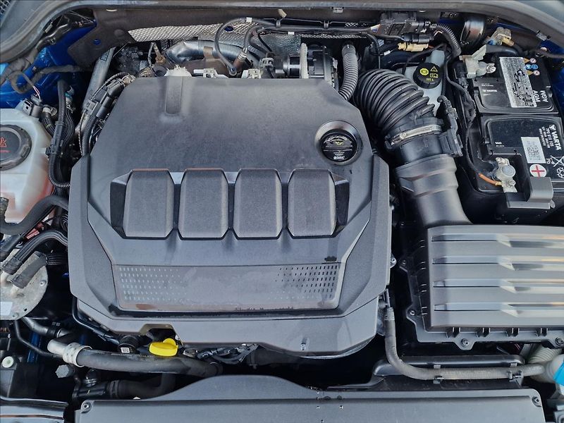 Škoda Octavia 2.0TDI 110kW DSG Style, 1.Maj - fotka 42 z 50