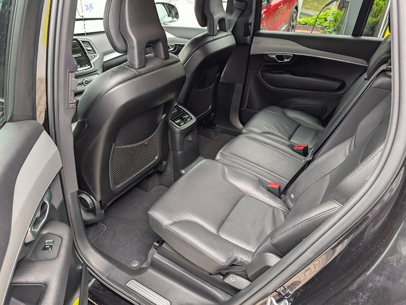 Volvo XC90 (2020) T8 Recharge 7 míst DPH - fotka 5 z 16