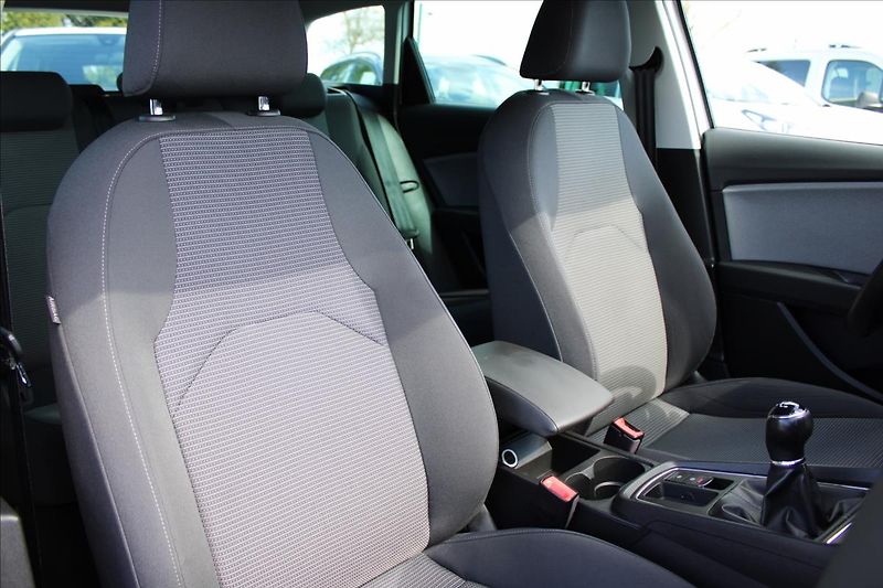 Seat Leon 1,6 TDi ST 85kW STYLE,serviska - fotka 23 z 42