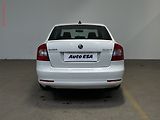 Škoda Octavia (2010) 1.2TSi, AC - náhled 4