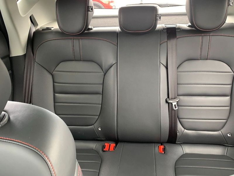 MG ZS Elegance 1.0 TGI 82kW - fotka 16 z 20