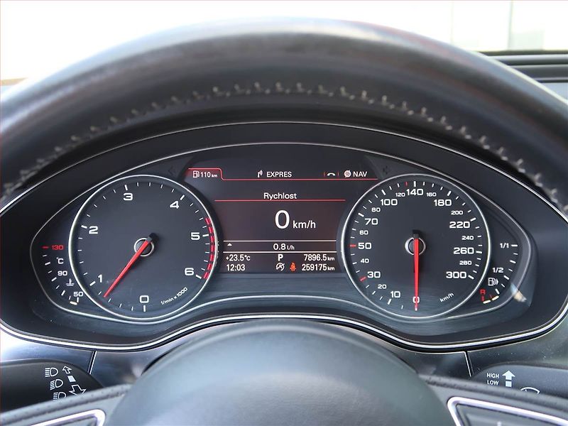 Audi A6 (2011) S line 3.0 TDI, Automat, Kůže - fotka 11 z 19