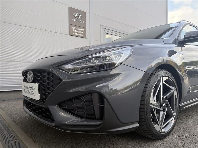 Hyundai i30 (2026) 1,6 T-GDI DCT  WG FL N Line - fotka 19 z 22