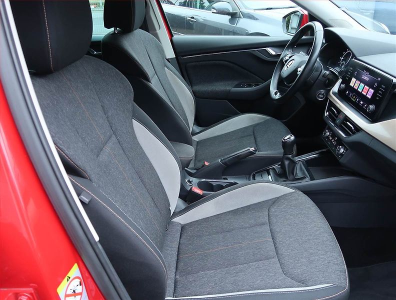 Škoda Scala (2022) Style 1.5 TSI, ČR,1.maj - fotka 9 z 15