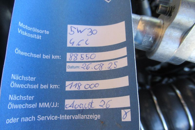 Nissan Qashqai 1.5 DCi PANORAMA NAVI TAŽNÉ - fotka 27 z 33