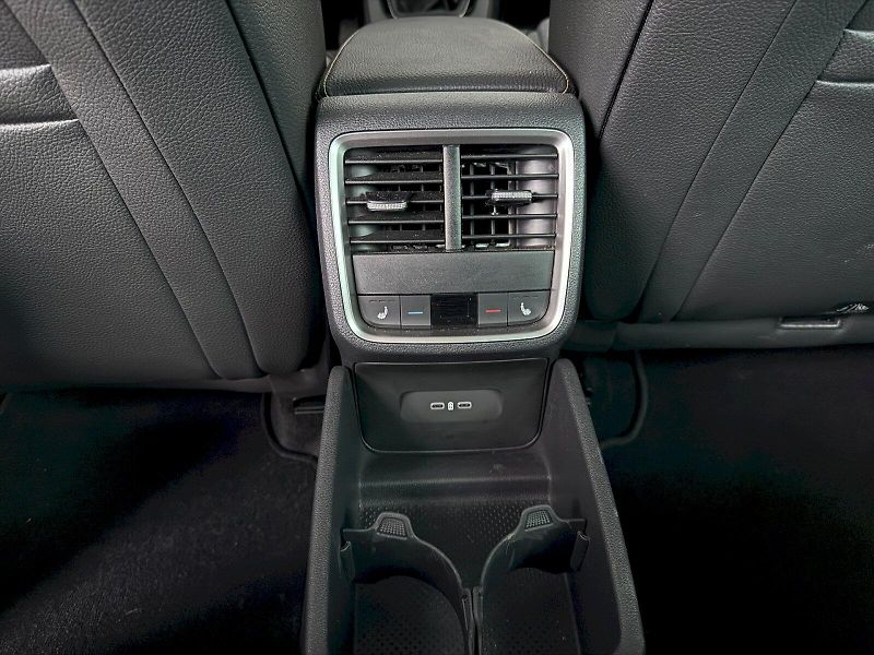 Škoda Octavia (2024) Combi Top Selection 1,5 TSI/ 1 - fotka 19 z 27