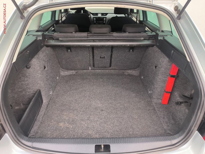 Škoda Octavia (2014) 1.6 TDi, Ambition, navi - fotka 7 z 19