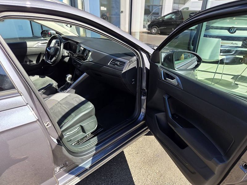 Volkswagen Taigo (2023) 1.0 TSI Style - fotka 40 z 42