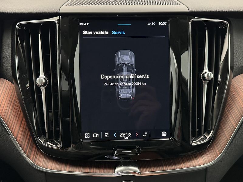 Volvo XC60 T8 AWD RECHARGE BRIGHT PLUS - fotka 46 z 48