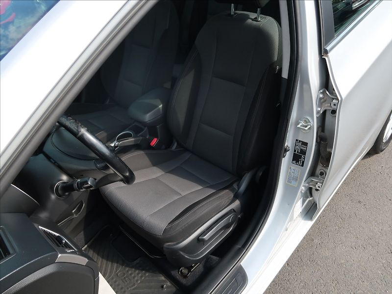 Hyundai i30 1,6 GDi,99kW,NovéČR,Aut.klima - fotka 10 z 23