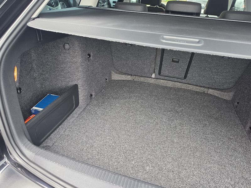 Škoda Octavia 2.0TDI DSG Tz - fotka 8 z 23