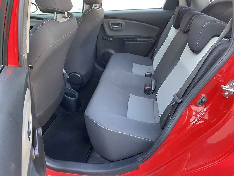 Toyota Yaris (2019) 1.5 VVT-i, Dynamic, AC - fotka 10 z 14