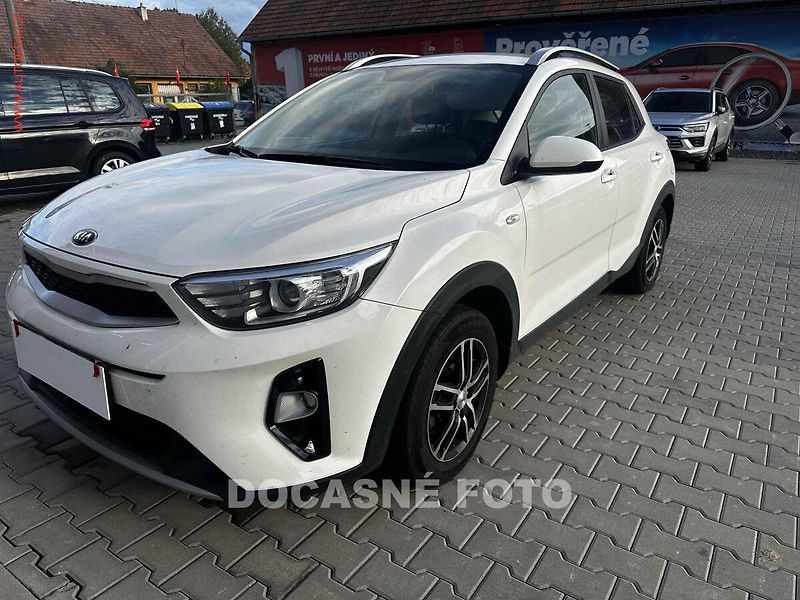 Kia Stonic (2019) 1.2i, 2.maj,ČR - fotka 1 z 3