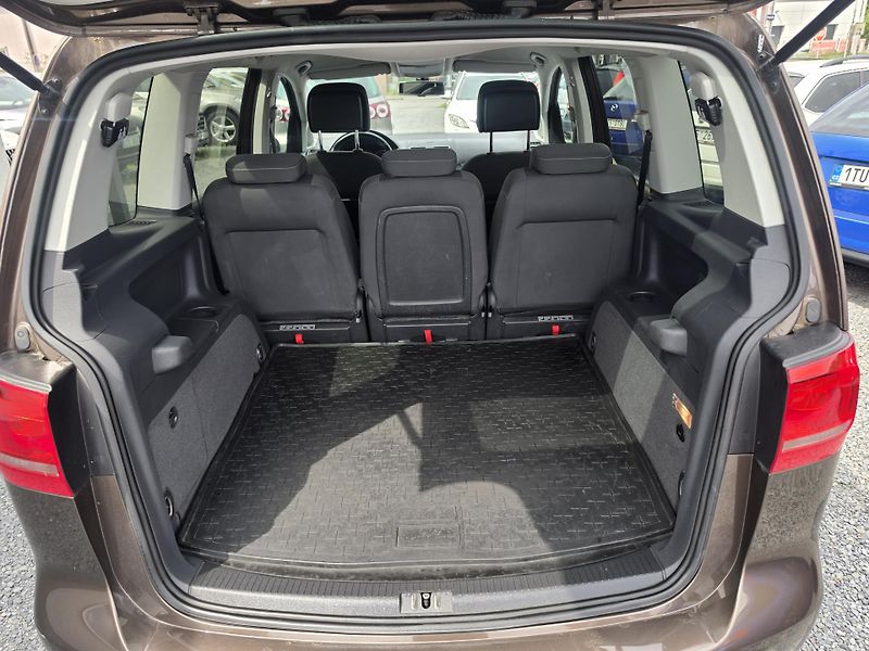 Volkswagen Touran 1.2 TSI 7 Míst Match - fotka 5 z 20