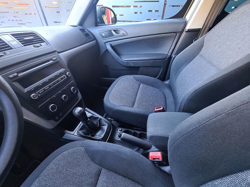 Škoda Yeti (2014) Servisovano - fotka 13 z 18