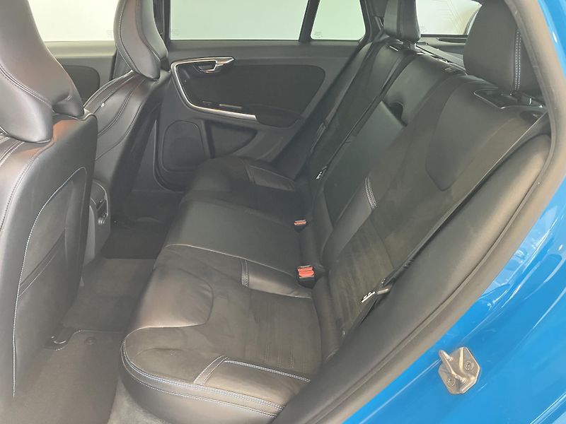 Volvo V60 POLESTAR Limited Edition, ČR - fotka 12 z 39